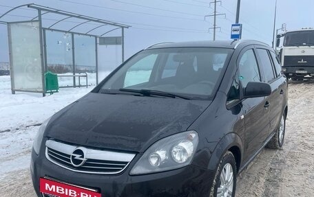 Opel Zafira B, 2012 год, 500 000 рублей, 5 фотография