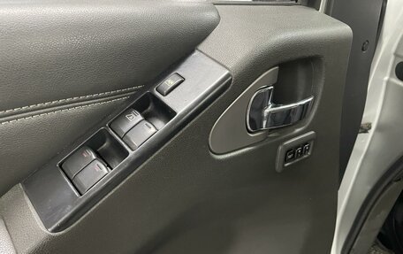 Nissan Pathfinder, 2011 год, 1 780 000 рублей, 18 фотография