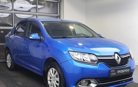 Renault Logan II, 2015 год, 535 000 рублей, 3 фотография