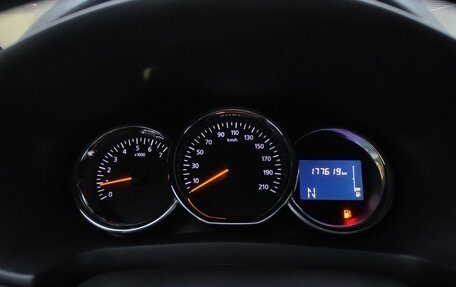 Renault Logan II, 2015 год, 535 000 рублей, 16 фотография