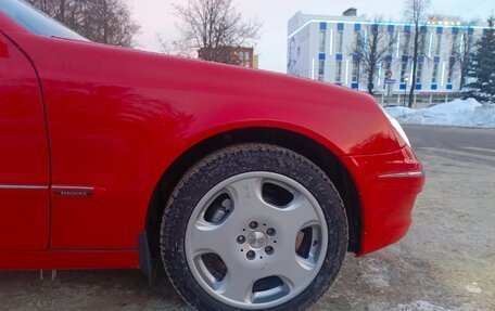 Mercedes-Benz E-Класс, 2002 год, 850 000 рублей, 9 фотография