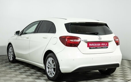 Mercedes-Benz A-Класс, 2015 год, 1 349 777 рублей, 7 фотография