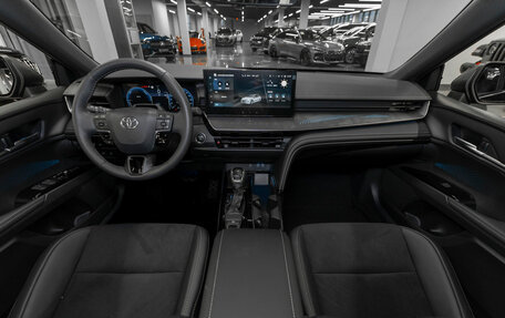 Toyota Camry, 2025 год, 4 550 000 рублей, 8 фотография