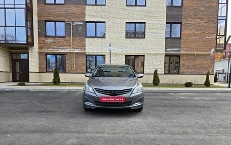 Hyundai Solaris II рестайлинг, 2015 год, 1 000 000 рублей, 2 фотография