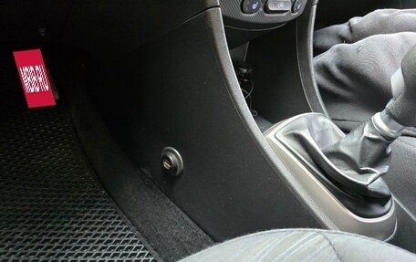 Hyundai Solaris II рестайлинг, 2015 год, 1 000 000 рублей, 10 фотография