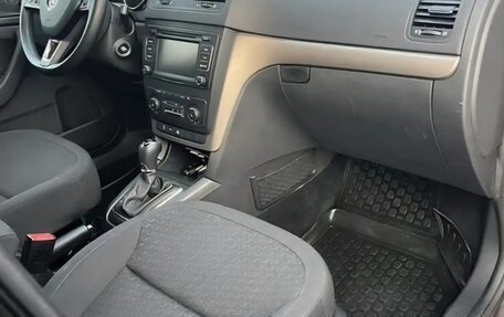 Skoda Yeti I рестайлинг, 2014 год, 1 495 000 рублей, 21 фотография