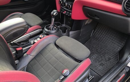 MINI Hatch, 2017 год, 2 800 000 рублей, 8 фотография