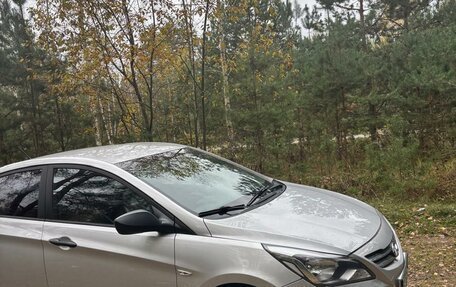 Hyundai Solaris II рестайлинг, 2015 год, 820 000 рублей, 4 фотография