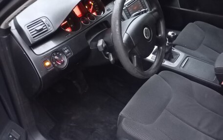 Volkswagen Passat B6, 2006 год, 500 000 рублей, 18 фотография