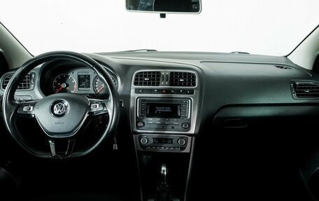 Volkswagen Polo VI (EU Market), 2019 год, 1 374 000 рублей, 7 фотография