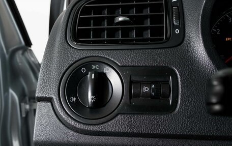 Volkswagen Polo VI (EU Market), 2019 год, 1 374 000 рублей, 15 фотография