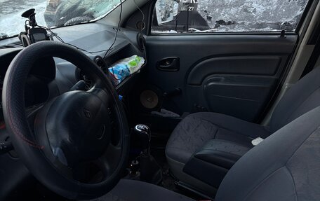 Renault Logan I, 2005 год, 140 000 рублей, 5 фотография