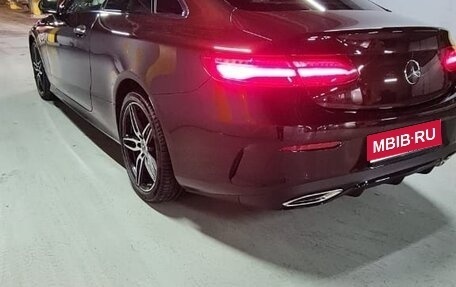 Mercedes-Benz E-Класс, 2019 год, 5 500 000 рублей, 1 фотография