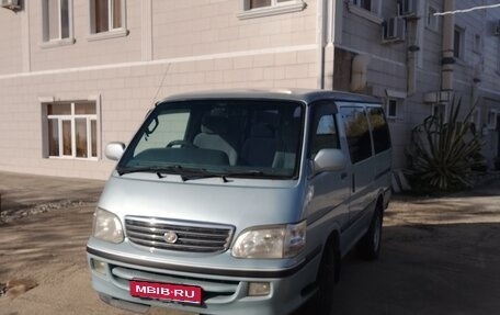 Toyota HiAce H50 H60 H70, 1987 год, 650 000 рублей, 1 фотография