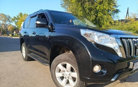 Toyota Land Cruiser Prado 150 рестайлинг 2, 2013 год, 3 550 000 рублей, 2 фотография