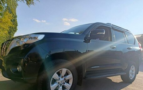 Toyota Land Cruiser Prado 150 рестайлинг 2, 2013 год, 3 550 000 рублей, 3 фотография