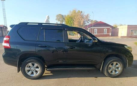 Toyota Land Cruiser Prado 150 рестайлинг 2, 2013 год, 3 550 000 рублей, 4 фотография