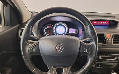 Renault Fluence I, 2015 год, 900 000 рублей, 8 фотография