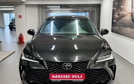 Toyota Avalon, 2022 год, 3 999 000 рублей, 2 фотография