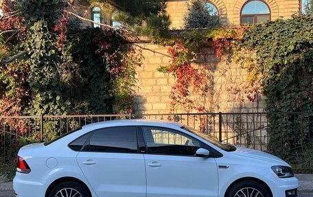 Volkswagen Polo VI (EU Market), 2016 год, 750 000 рублей, 2 фотография