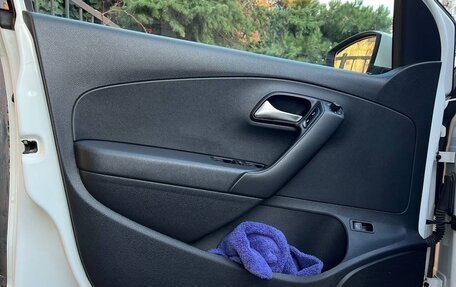 Volkswagen Polo VI (EU Market), 2016 год, 750 000 рублей, 10 фотография