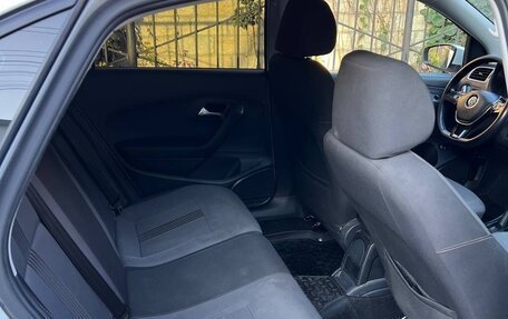 Volkswagen Polo VI (EU Market), 2016 год, 750 000 рублей, 14 фотография