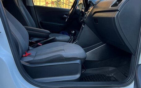 Volkswagen Polo VI (EU Market), 2016 год, 750 000 рублей, 18 фотография