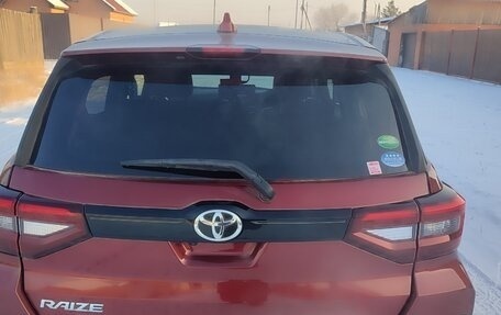 Toyota Raize I, 2020 год, 1 900 000 рублей, 3 фотография