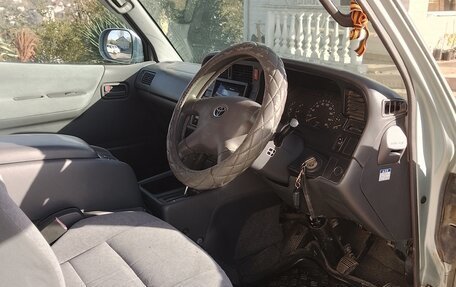 Toyota HiAce H50 H60 H70, 1987 год, 650 000 рублей, 5 фотография