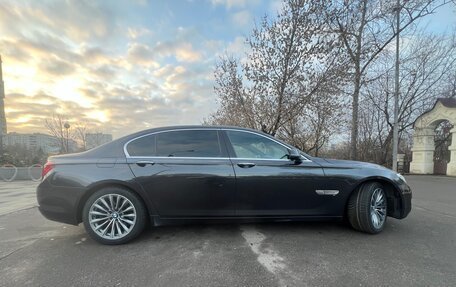 BMW 7 серия, 2015 год, 1 750 000 рублей, 28 фотография