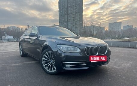 BMW 7 серия, 2015 год, 1 750 000 рублей, 34 фотография