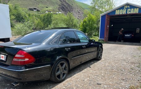 Mercedes-Benz E-Класс, 2002 год, 880 000 рублей, 3 фотография