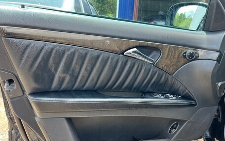 Mercedes-Benz E-Класс, 2002 год, 880 000 рублей, 8 фотография