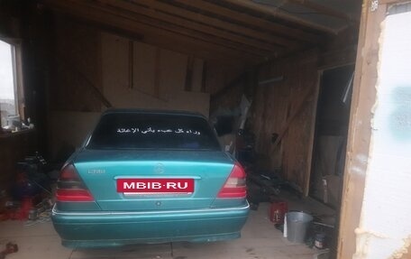 Mercedes-Benz C-Класс, 1997 год, 370 000 рублей, 8 фотография