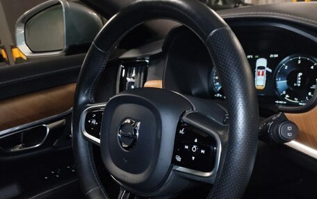 Volvo S90 II рестайлинг, 2017 год, 2 550 000 рублей, 33 фотография