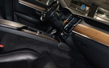 Volvo S90 II рестайлинг, 2017 год, 2 550 000 рублей, 30 фотография