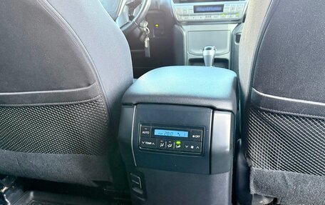 Toyota Land Cruiser Prado 150 рестайлинг 2, 2020 год, 4 300 000 рублей, 20 фотография