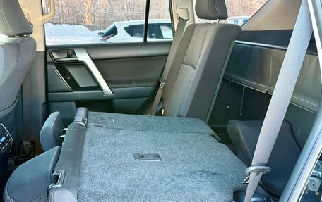 Toyota Land Cruiser Prado 150 рестайлинг 2, 2020 год, 4 300 000 рублей, 19 фотография