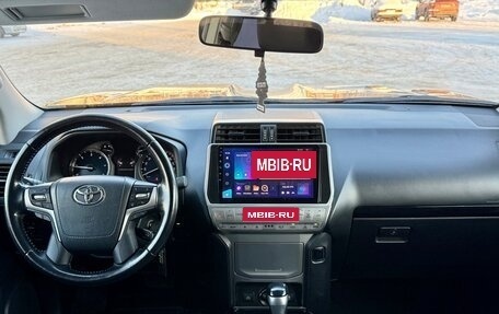 Toyota Land Cruiser Prado 150 рестайлинг 2, 2020 год, 4 300 000 рублей, 16 фотография