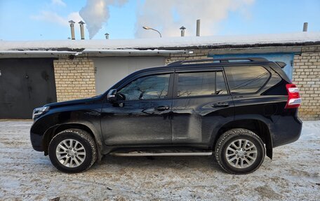 Toyota Land Cruiser Prado 150 рестайлинг 2, 2015 год, 3 950 000 рублей, 3 фотография