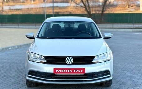 Volkswagen Jetta VI, 2015 год, 990 000 рублей, 2 фотография