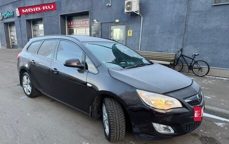 Opel Astra J, 2012 год, 680 000 рублей, 2 фотография