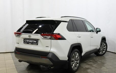 Toyota RAV4, 2021 год, 3 750 000 рублей, 4 фотография