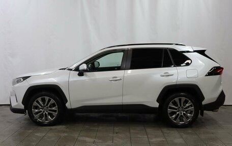 Toyota RAV4, 2021 год, 3 750 000 рублей, 8 фотография