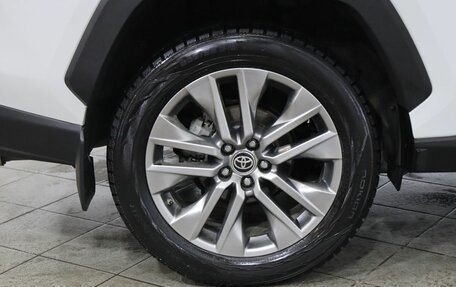 Toyota RAV4, 2021 год, 3 750 000 рублей, 9 фотография