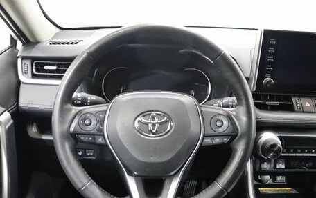 Toyota RAV4, 2021 год, 3 750 000 рублей, 13 фотография