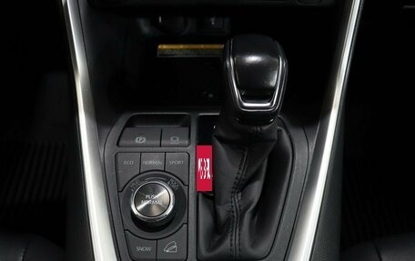 Toyota RAV4, 2021 год, 3 750 000 рублей, 18 фотография