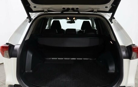 Toyota RAV4, 2021 год, 3 750 000 рублей, 27 фотография