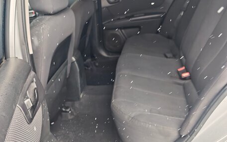 KIA Magentis II рестайлинг, 2010 год, 660 000 рублей, 18 фотография