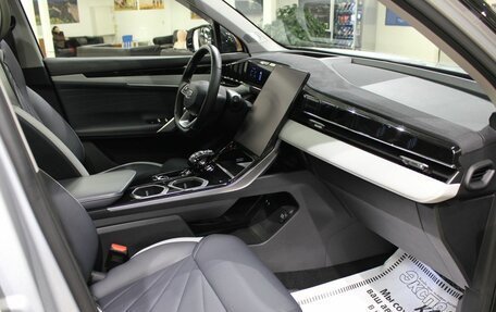 Geely Atlas, 2023 год, 2 785 000 рублей, 12 фотография